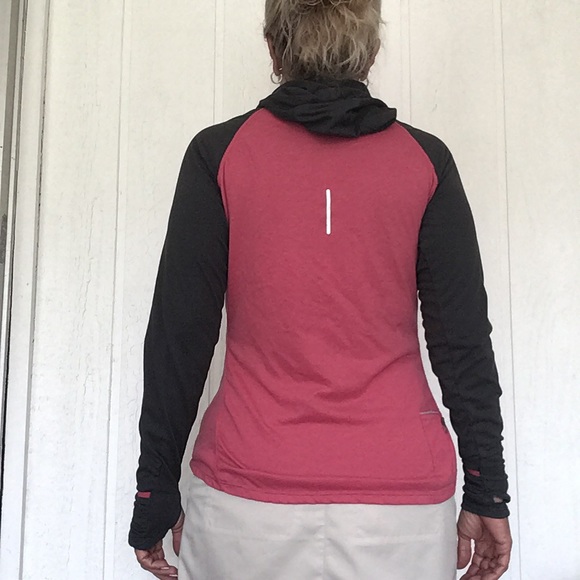 NIKE DRI FIT RUNNING LONG SLEEVE SCUBA HOOD TOP M - Picture 6 of 16